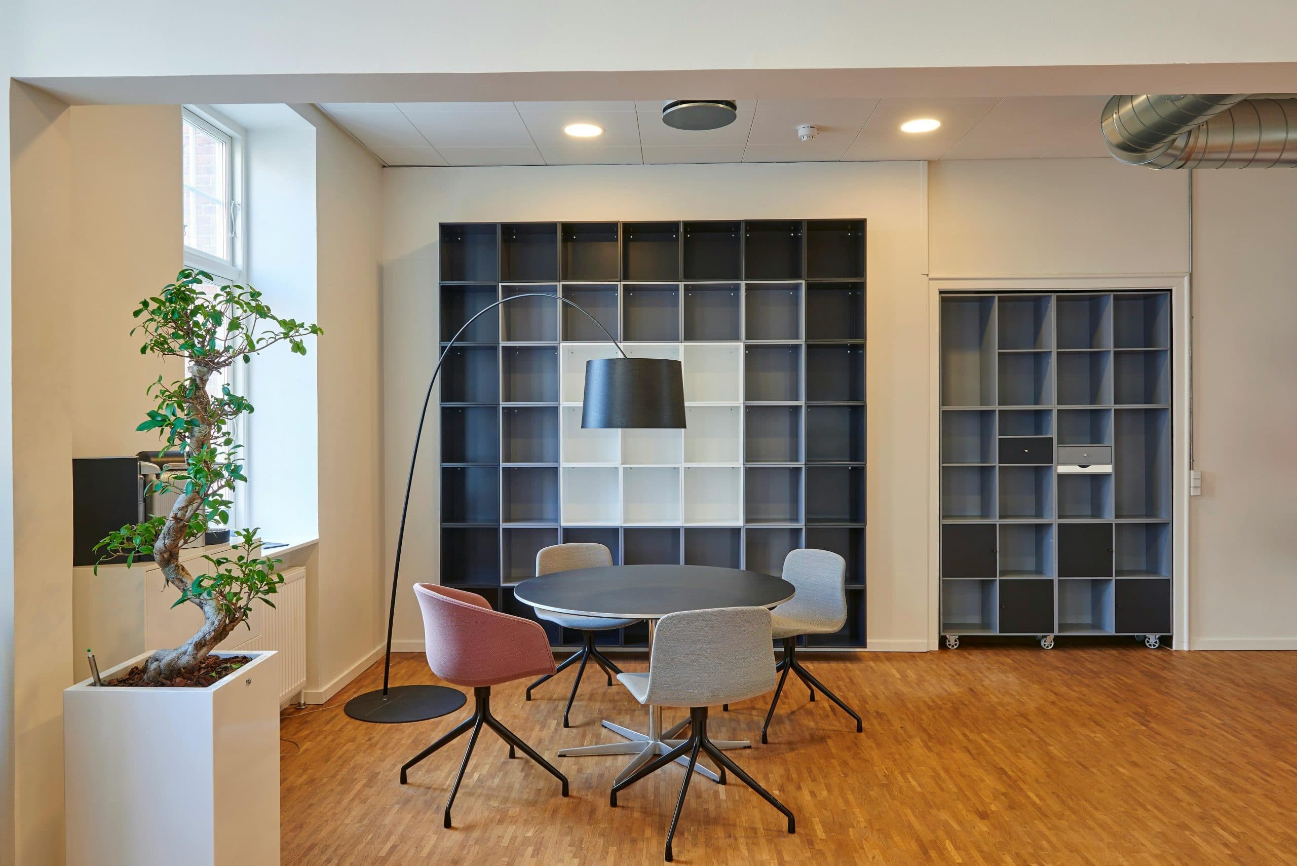 Powering-Temporary-Offices-with-Generator-Rentals